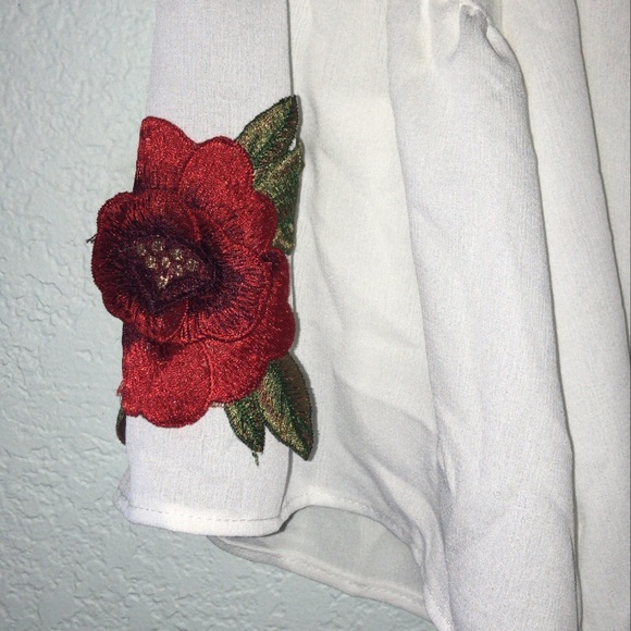 Estam off-the-shoulder top - Picture 2 of 2